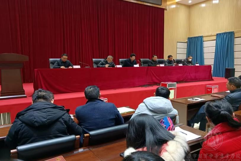 学校开学工作抓得早 抓得细 抓得实